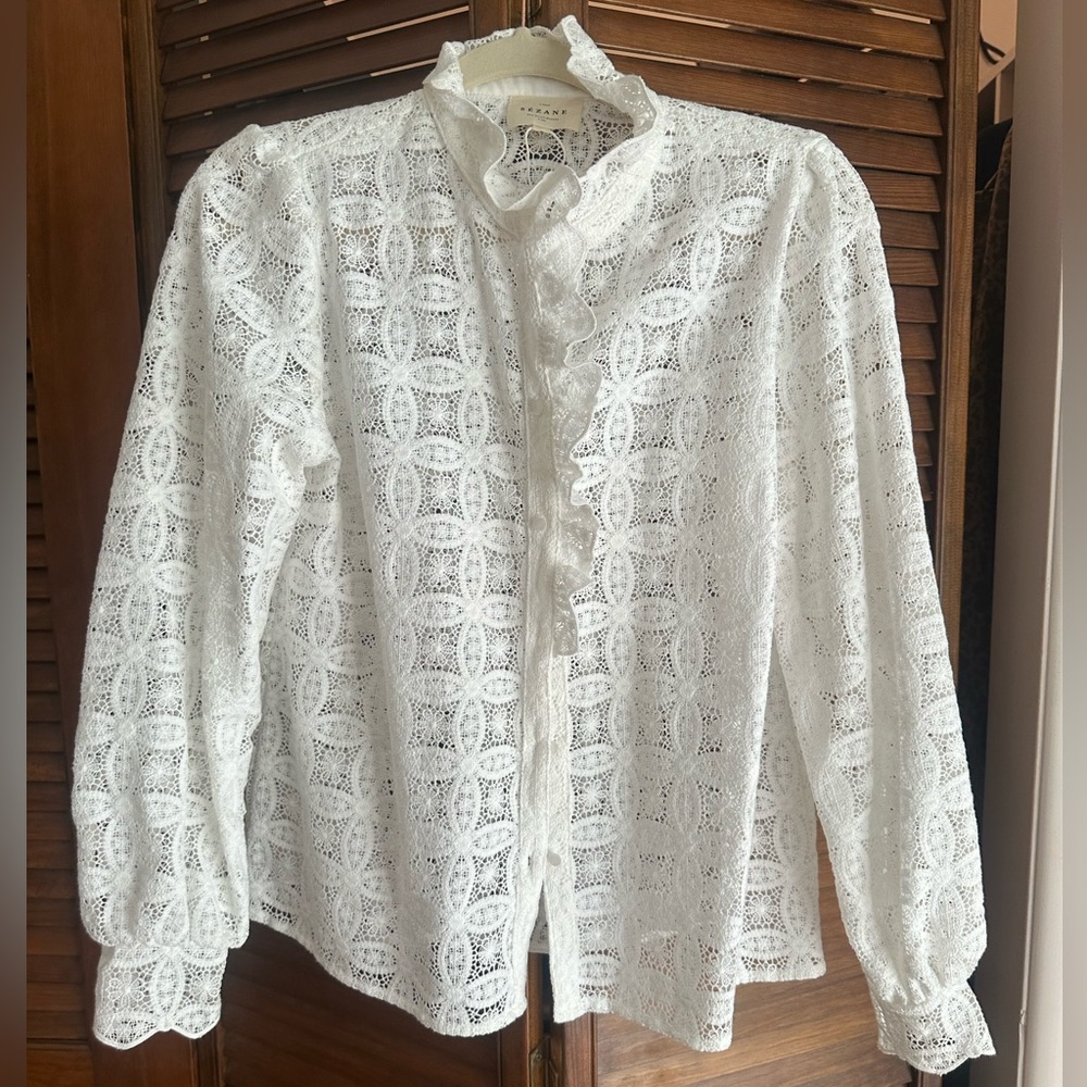 Sezane Sz medium lace shirt